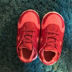 Nike huaraches for toddler 7c